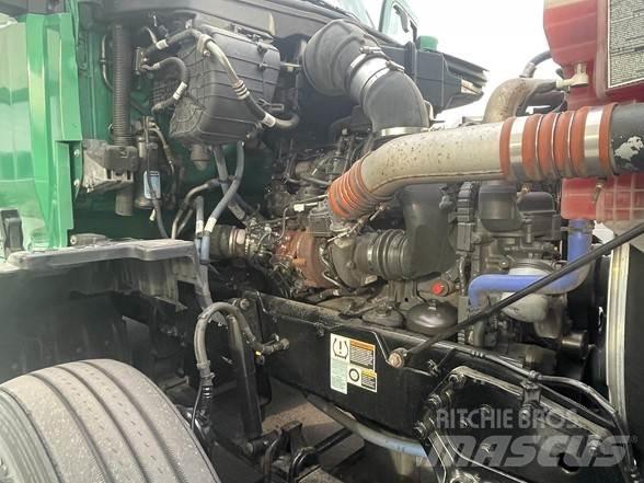 Kenworth T680 Sadulveokid