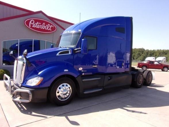 Kenworth T680 Sadulveokid