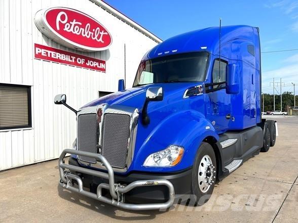 Kenworth T680 Sadulveokid