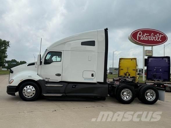 Kenworth T680 Sadulveokid