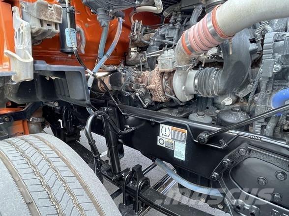Kenworth T880 Sadulveokid