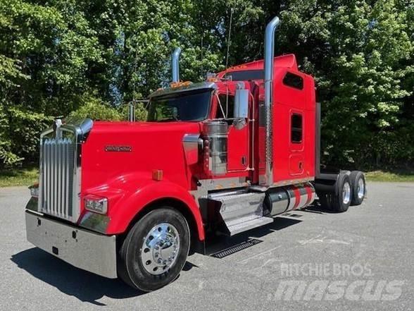 Kenworth W900 Sadulveokid