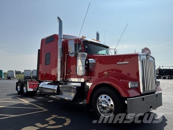 Kenworth W900 Sadulveokid
