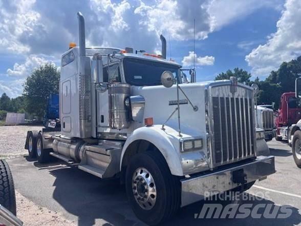 Kenworth W900B Sadulveokid