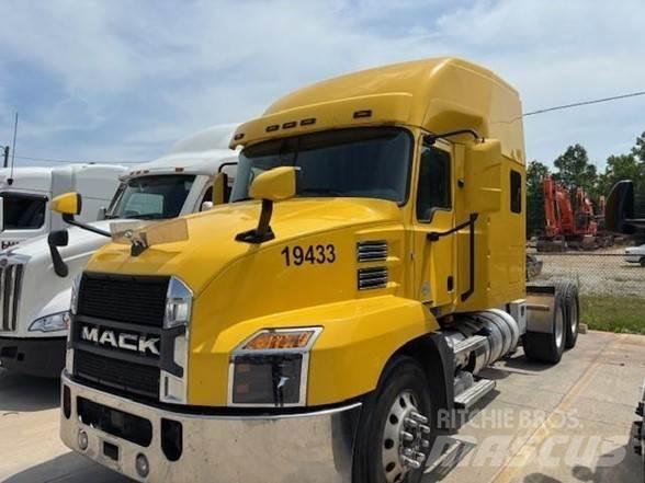 Mack ANTHEM 64T Sadulveokid