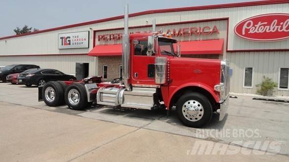 Peterbilt 389 Sadulveokid