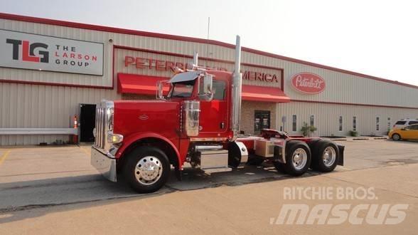 Peterbilt 389 Sadulveokid