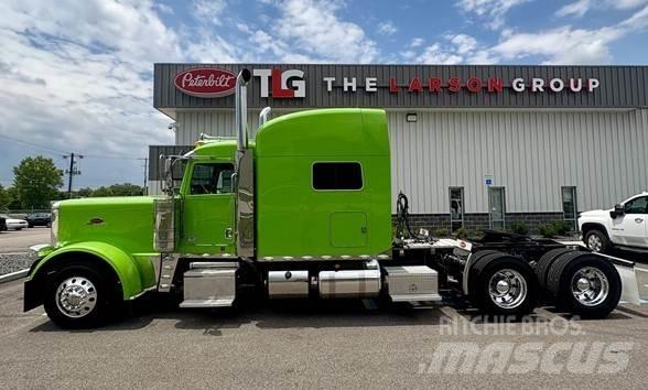 Peterbilt 389 Sadulveokid