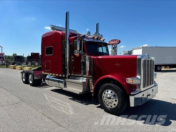Peterbilt 389 Sadulveokid