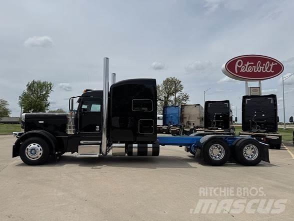 Peterbilt 389 Sadulveokid