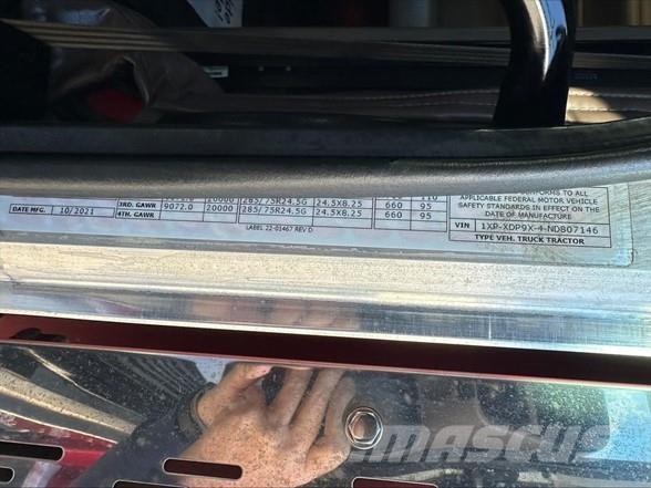 Peterbilt 389 Sadulveokid