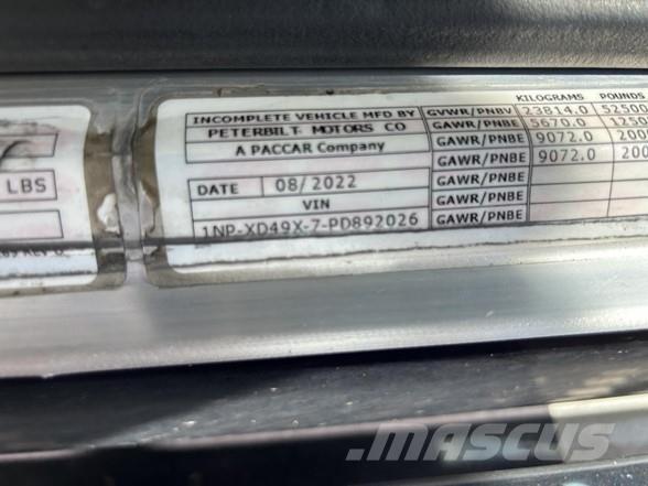 Peterbilt 389 Sadulveokid