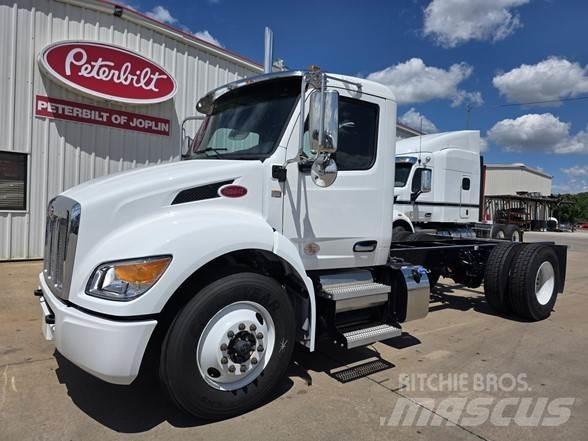 Peterbilt 536 Raamautod