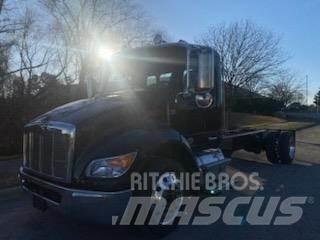 Peterbilt 536 Raamautod