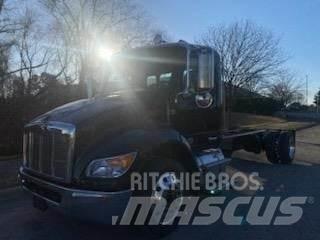 Peterbilt 536 Raamautod