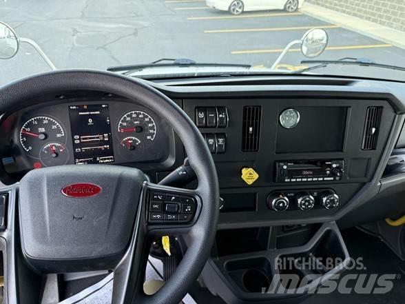 Peterbilt 536 Muu