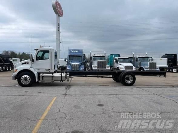 Peterbilt 536 Raamautod