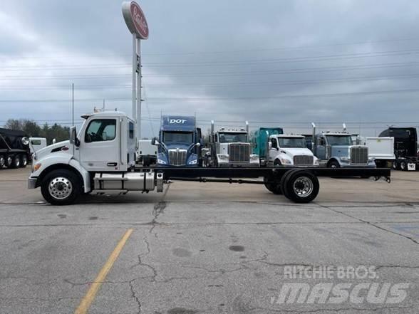 Peterbilt 536 Raamautod