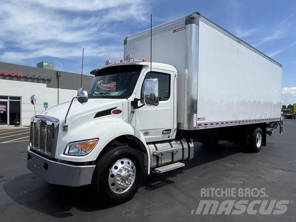 Peterbilt 536 Furgoonautod