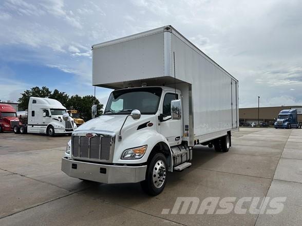 Peterbilt 536 Furgoonautod
