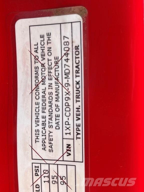 Peterbilt 567 Sadulveokid