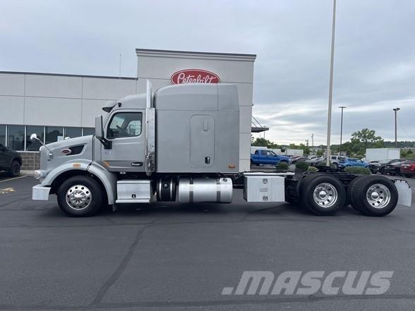 Peterbilt 567 Sadulveokid