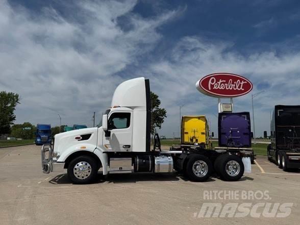 Peterbilt 567 Sadulveokid