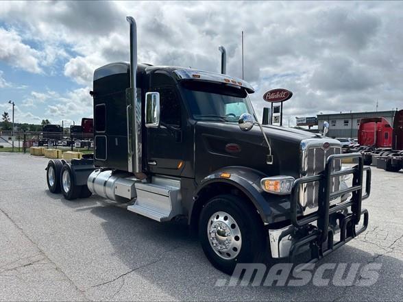 Peterbilt 567 Sadulveokid