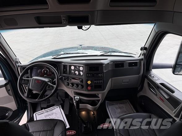 Peterbilt 567 Sadulveokid