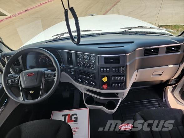 Peterbilt 567 Sadulveokid