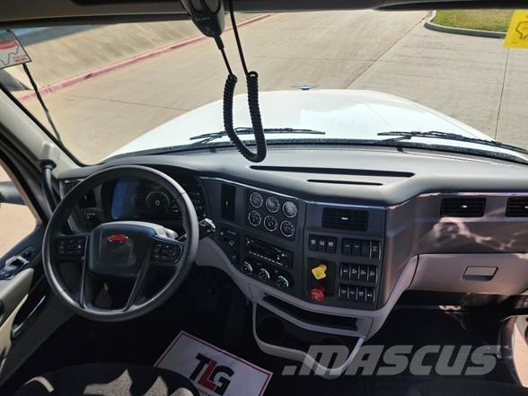 Peterbilt 567 Sadulveokid