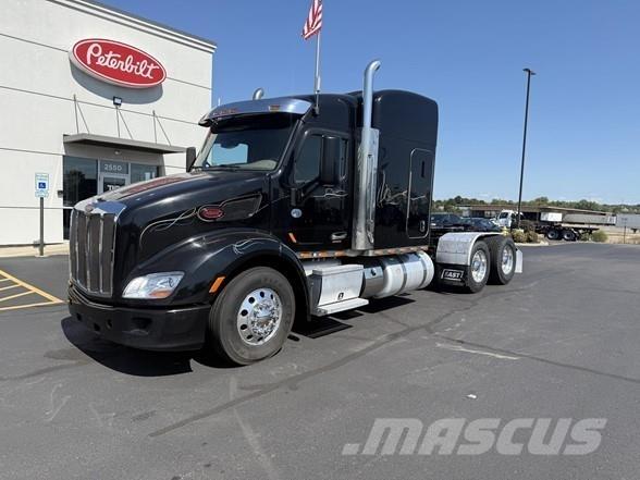 Peterbilt 579 Sadulveokid