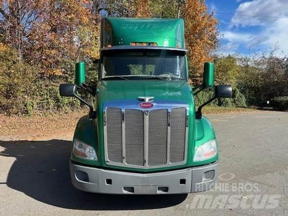 Peterbilt 579 Sadulveokid