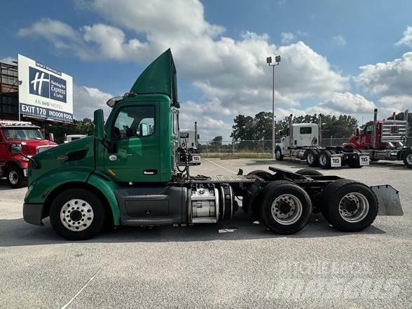 Peterbilt 579 Sadulveokid