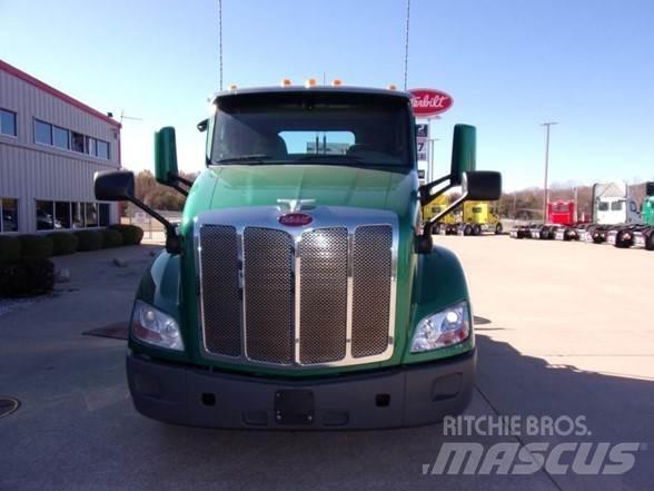 Peterbilt 579 Sadulveokid