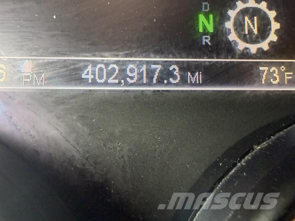 Peterbilt 579 Sadulveokid