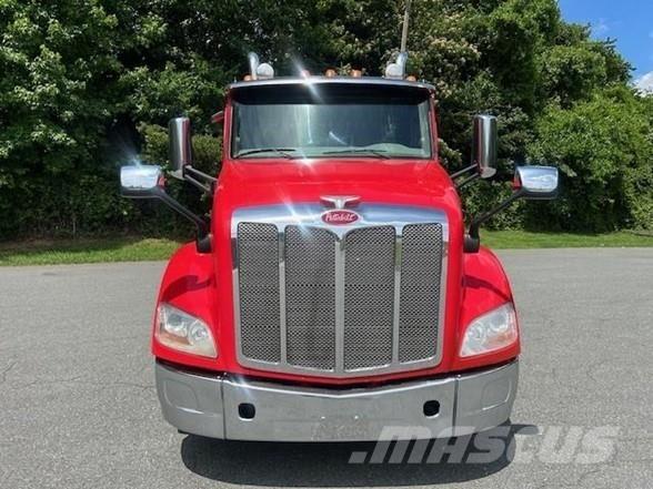 Peterbilt 579 Sadulveokid
