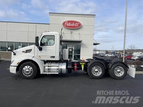 Peterbilt 579 Sadulveokid