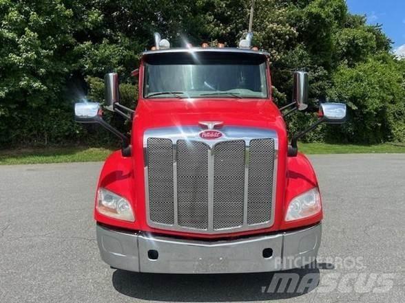 Peterbilt 579 Sadulveokid