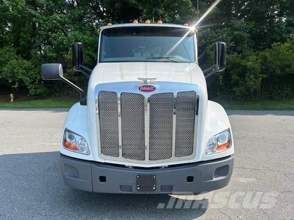 Peterbilt 579 Sadulveokid