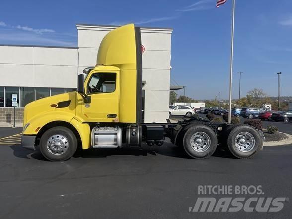 Peterbilt 579 Sadulveokid