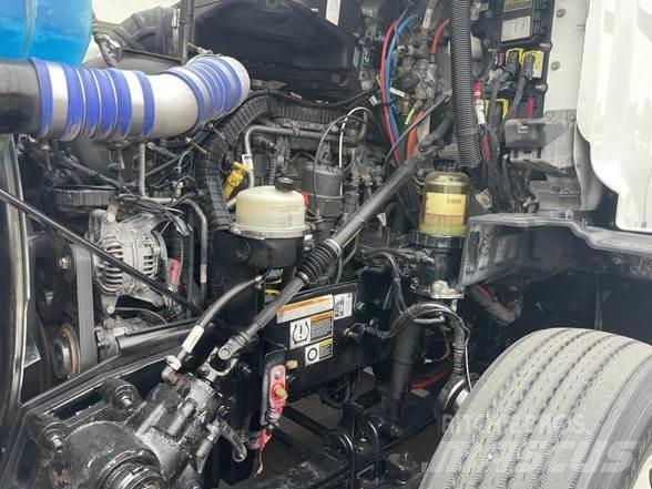 Peterbilt 579 Sadulveokid
