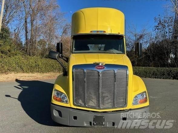 Peterbilt 579 Sadulveokid