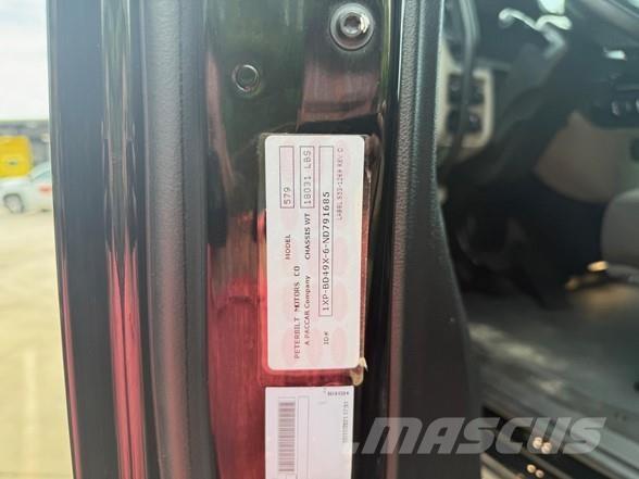 Peterbilt 579 Sadulveokid