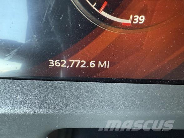 Peterbilt 579 Sadulveokid