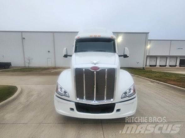 Peterbilt 579 Sadulveokid