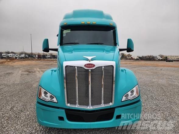 Peterbilt 579 Sadulveokid