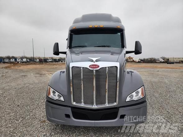 Peterbilt 579 Sadulveokid