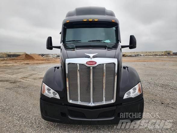 Peterbilt 579 Sadulveokid