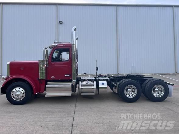 Peterbilt 589 Sadulveokid